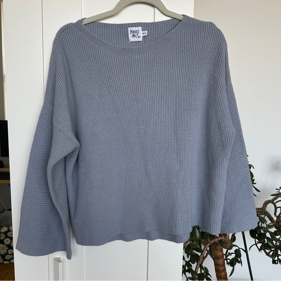 Princess Polly Sweaters - Princess Polly Blue Ribbed Knit Crew Sweater with Bell Sleeves Medium/Large EUC